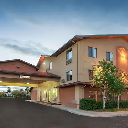 Super 8 By Wyndham Butte Mt-3