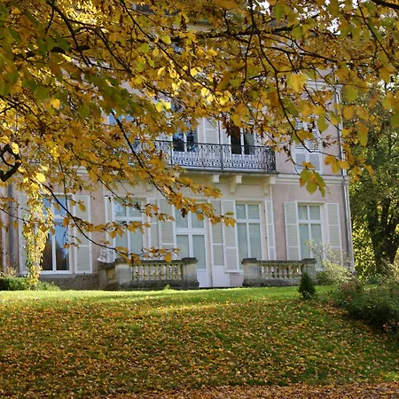 Le Chateau De La Vierge-2