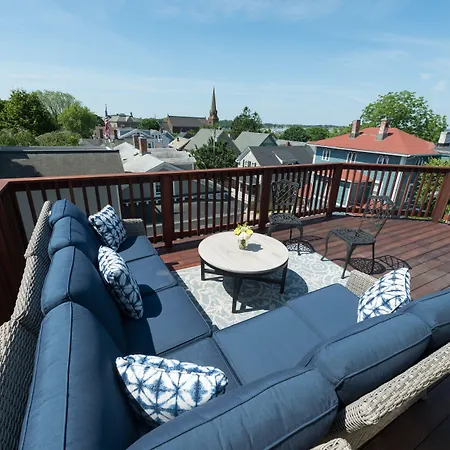 Serenity Inn Newport-2