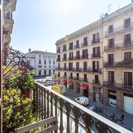 El Born Guest House By Casa Consell-2