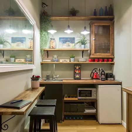 El Born Guest House By Casa Consell-3