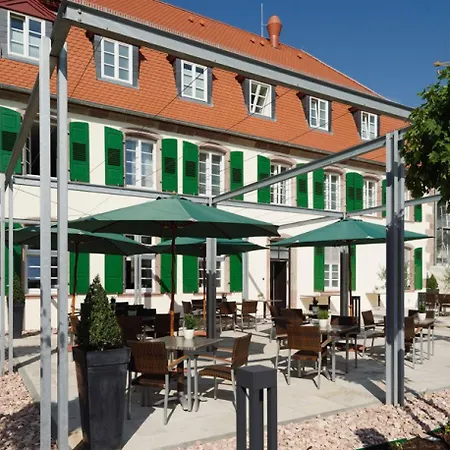 Schlosshotel Bergzaberner Hof-2