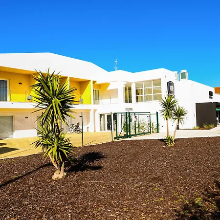Ride Surf Resort & Spa Peniche-3