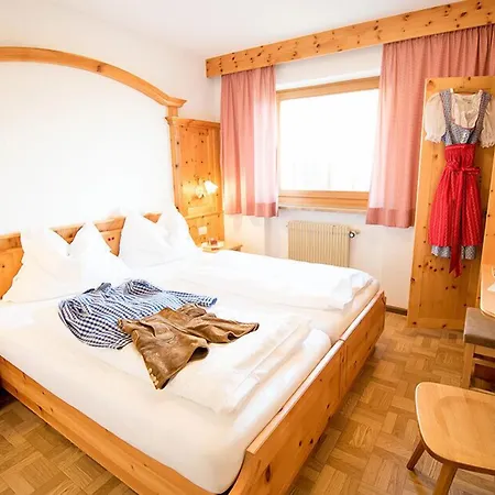 Mahlknechthuette Seiseralm-3