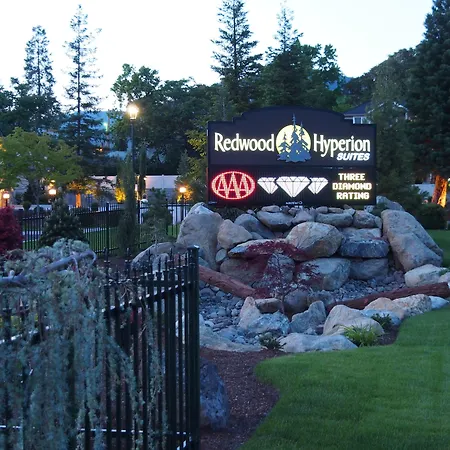 Redwood Hyperion Suites-2