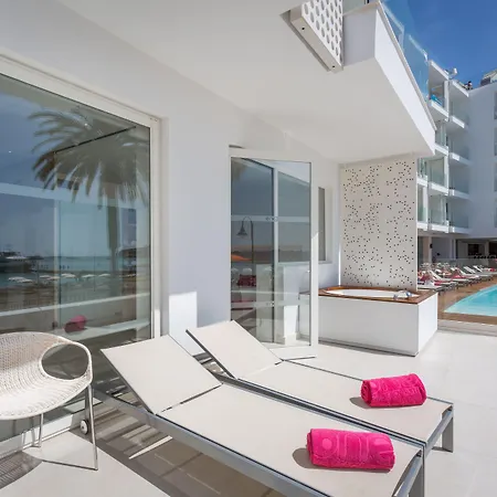One Ibiza Suites-3