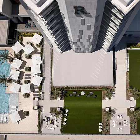 Renaissance Daytona Beach Oceanfront Hotel-2