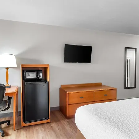 Travelodge By Wyndham Winchester-3
