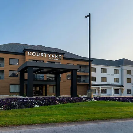 Courtyard By Marriott Kokomo-2