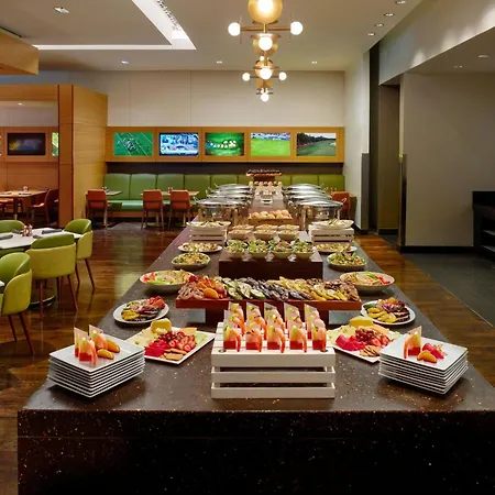 Atlanta Airport Marriott Gateway-2