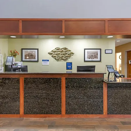 Best Western Plus Eau Claire Conference Center-2