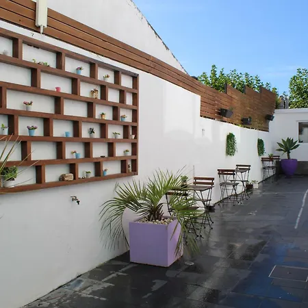 Vintage Place - Azorean Guest House-2