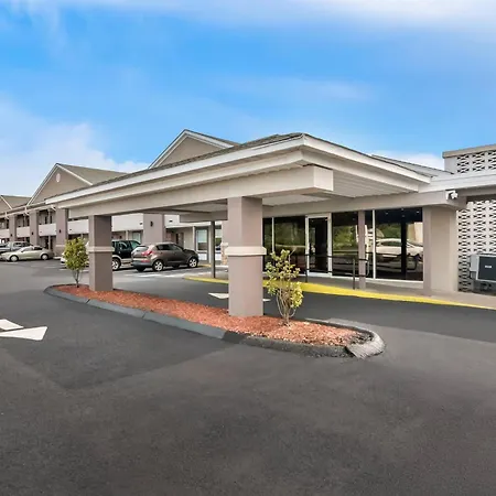 Quality Inn Waterbury East-2