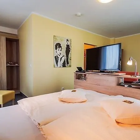 Hotel Kasserolle-2