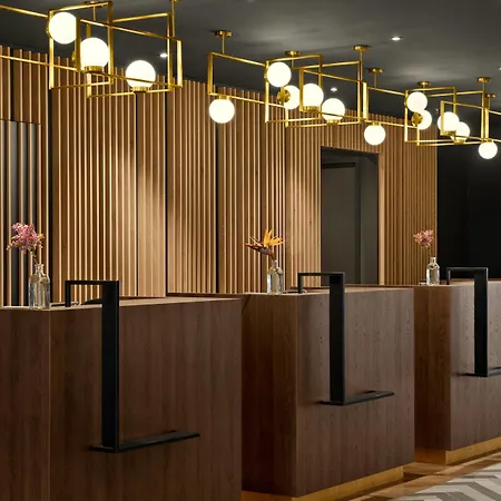 Renaissance Amsterdam Schiphol Airport Hotel-3