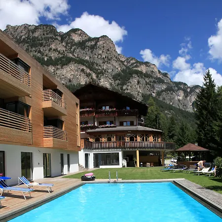 Hotel Pine-3