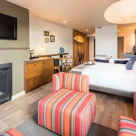 Headlands Coastal Lodge & Spa-3