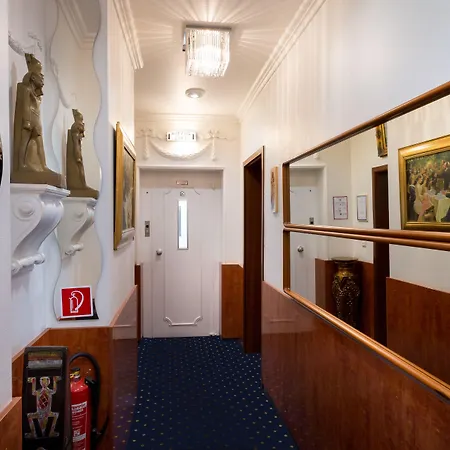 Hotel ATLANTA Darmstadt-3