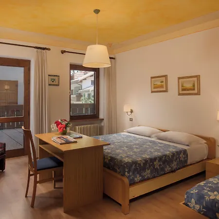 Hotel Centrale-3