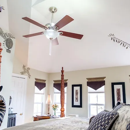 Gaslight Bed & Breakfast-2