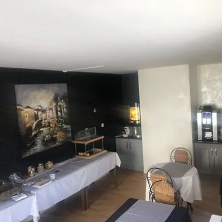 Logis Hotel Les Cordeliers-3