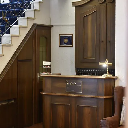 Hotel Kaiserpfalz-3