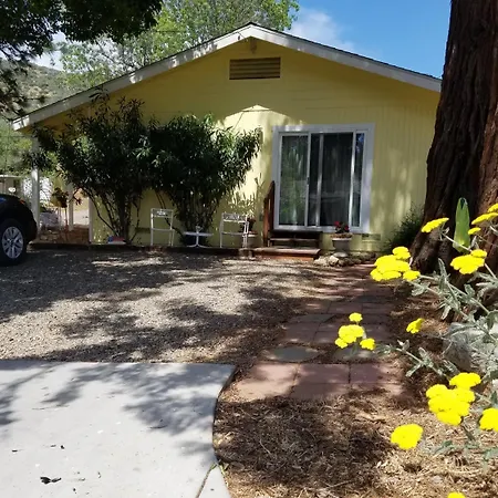 Yosemite Plaisance Bed & Breakfast-3