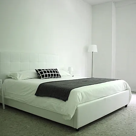 The Guesthouse Treviso-3