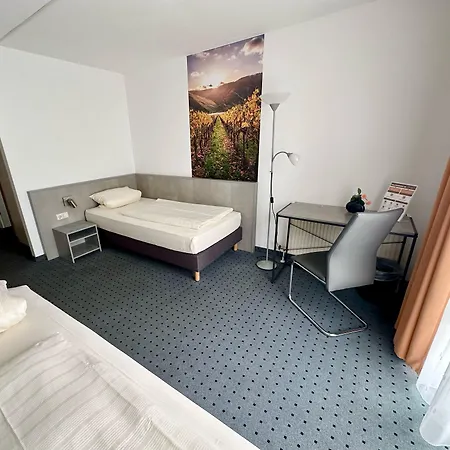 Asgard Hotel-2