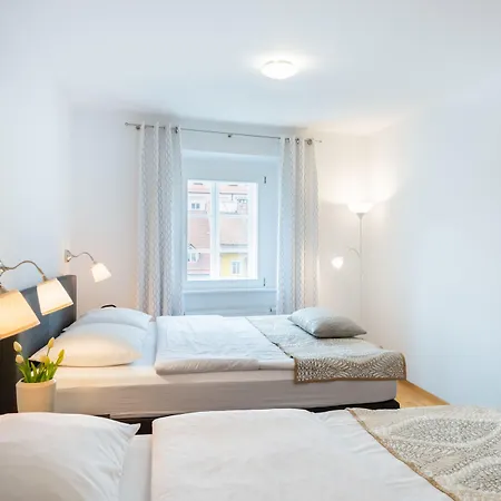 Kollmann Rooms And Apartments-3