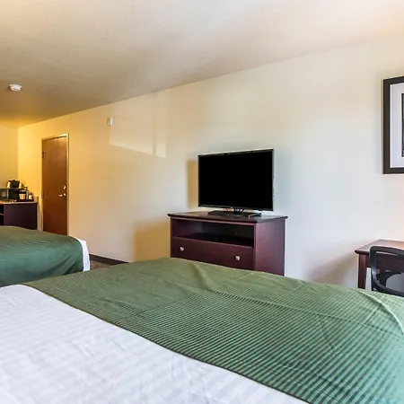 Cobblestone Hotel & Suites - Torrington-3