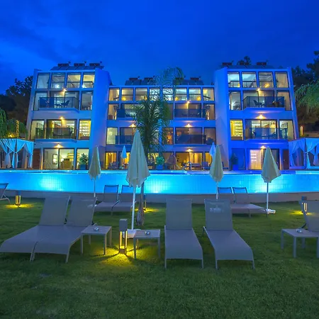 Orka Cove Hotel Penthouse & Suites Adults Only-3