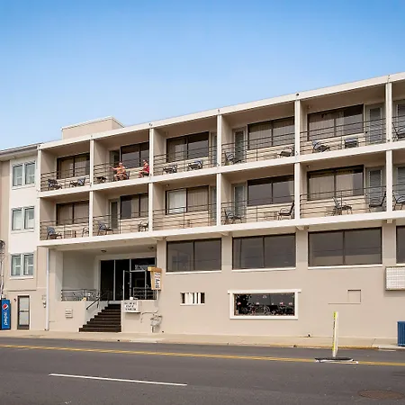 Oceanic Hotel-3