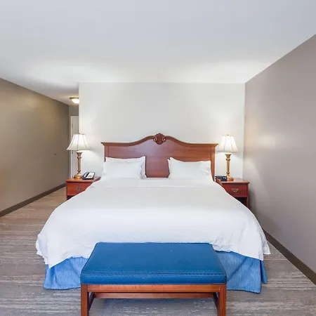 Hampton Inn London-North, Ky-2