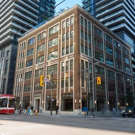 King Blue Hotel Toronto-2
