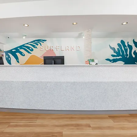 Surfland Hotel-3