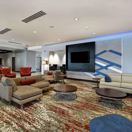 Hilton Garden Inn Lansing West-3