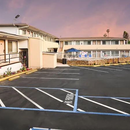 Sea Rock Inn - Long Beach-3