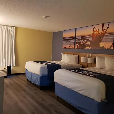 Days Inn & Suites By Wyndham Merrillville-2