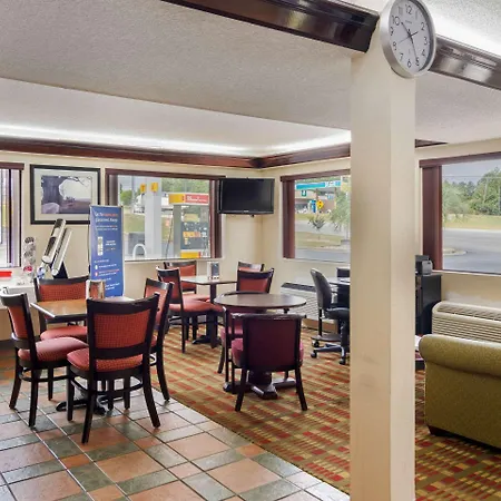 Econo Lodge Byron - Warner Robins-2