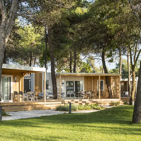 Falkensteiner Premium Mobile Homes&Camping Zadar-3