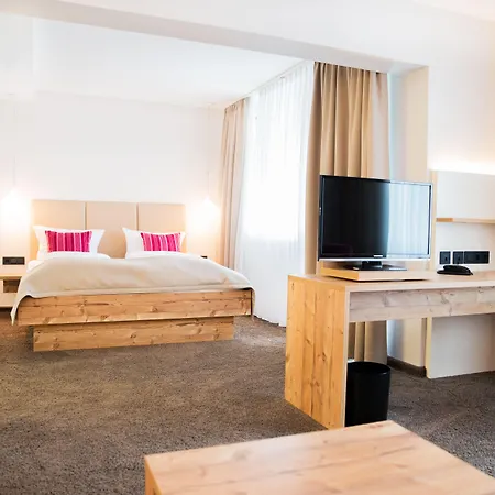 Hotel Rad-2