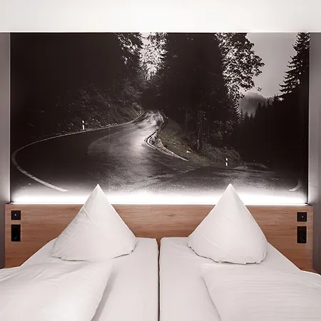 Hotel Schwarzwälder Hof-2