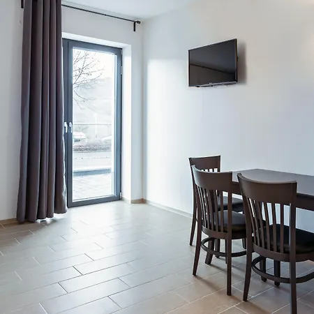 Augustus Hotel Bernkastel - Comfortable Budget Hotel-2