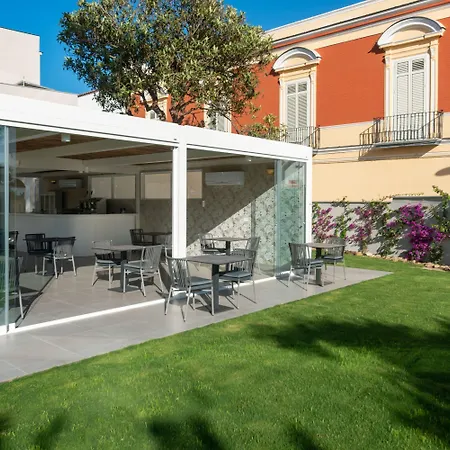 Insula Boutique Hotel-3