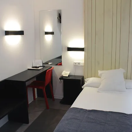 Hotel Lois-2