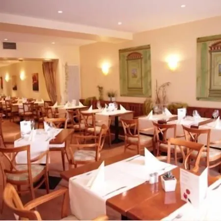 Hotel Bitburger Hof-3