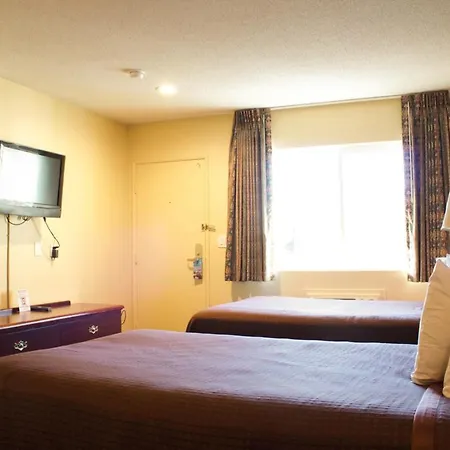 Knights Inn Salem-2