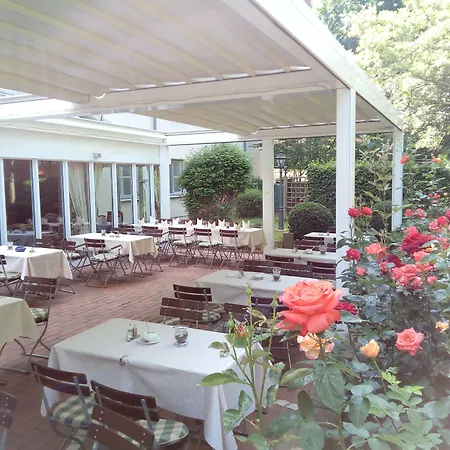 Hotel am Schlosspark-3
