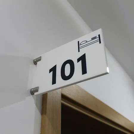 Alojamento Girassol - Guest House - Quarto Com Casa De Banho Privativa-3